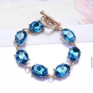 NEW Bracelet 8" Chunky Aqua Blue Turquoise Rhinestone Jewelry devil wears m10